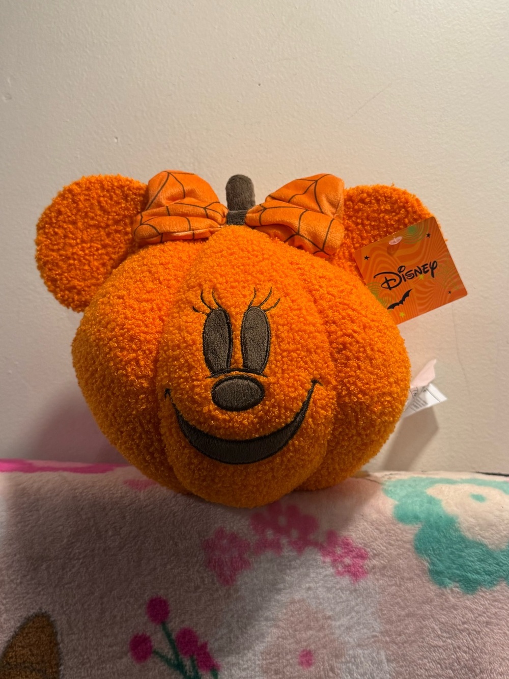 Viral Aldi Minnie Mouse Pumpkin Pillow  Halloween 2026